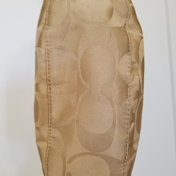 Coach Purse - Picture 5 of 8